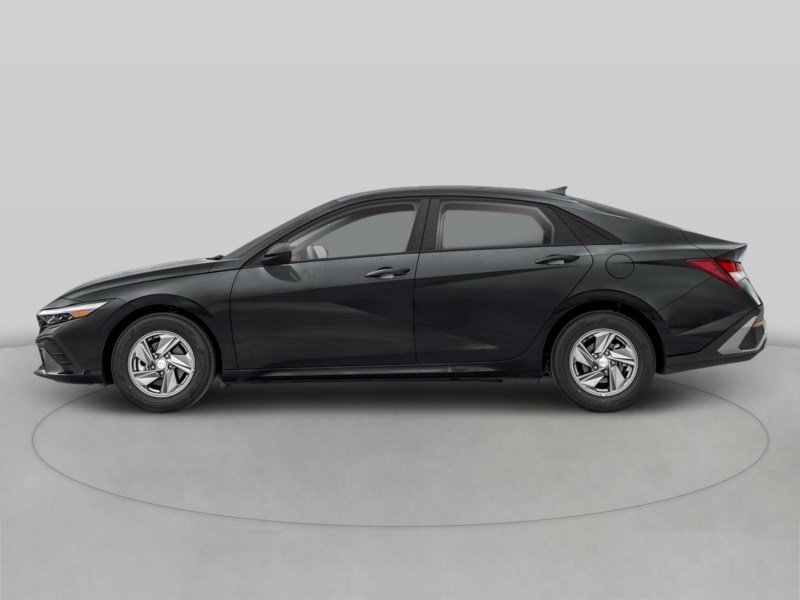 2024 Hyundai Elantra Essential OEM Shot 2
