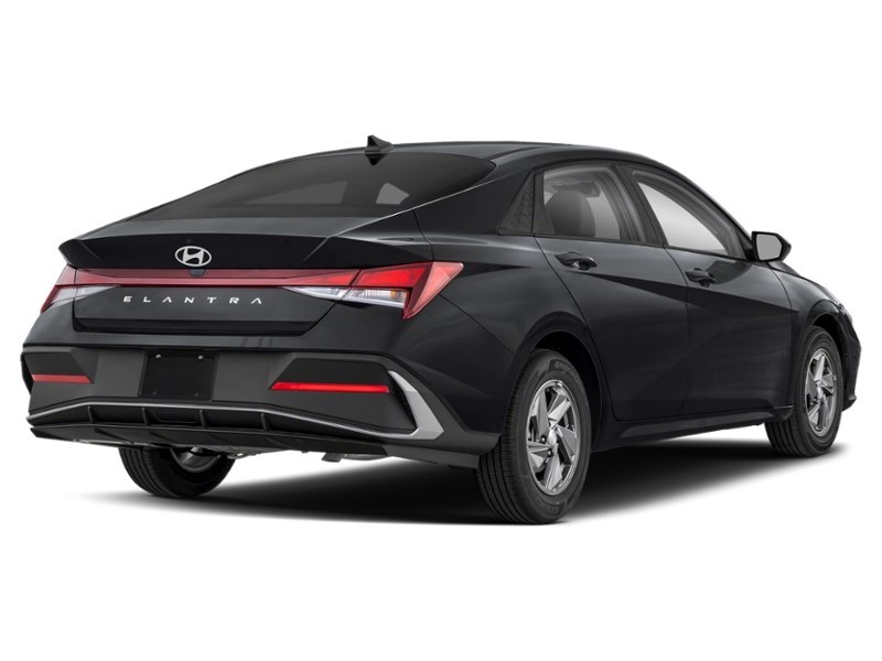 2024 Hyundai Elantra Essential IVT Exterior Shot 2