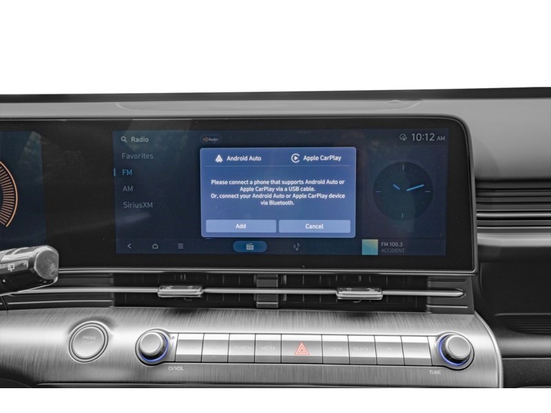 2025 Hyundai Kona 2.0L Essential AWD Interior Shot 8