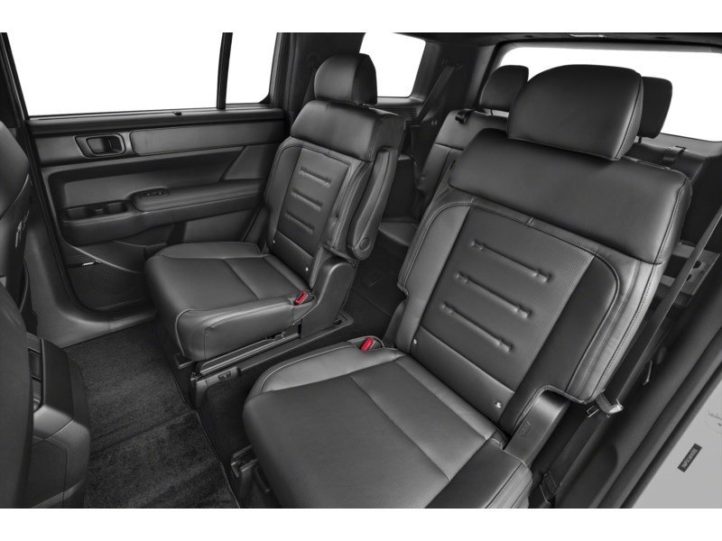 2026 Hyundai Santa Fe HEV Ultimate Calligraphy AWD Interior Shot 5