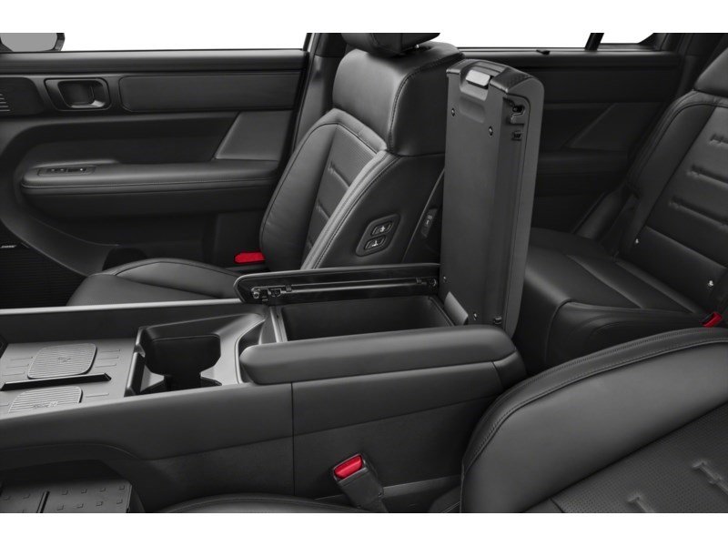 2026 Hyundai Santa Fe HEV Ultimate Calligraphy AWD Interior Shot 7