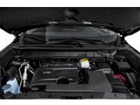 2024 Nissan Pathfinder Platinum 4WD Exterior Shot 3