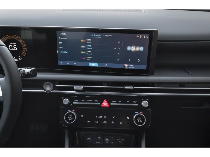 2025 Hyundai Tucson XRT AWD Interior Shot 2