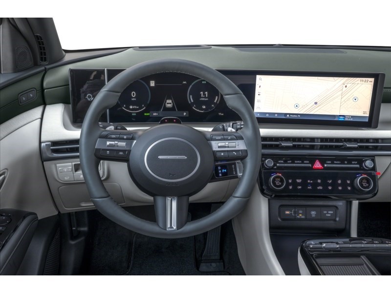 2026 Hyundai Tucson Hybrid Ultimate AWD Interior Shot 3