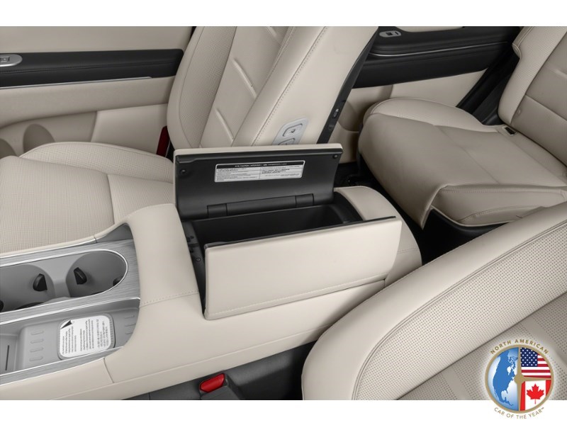 2026 Hyundai Palisade Ultimate Calligraphy AWD Interior Shot 7
