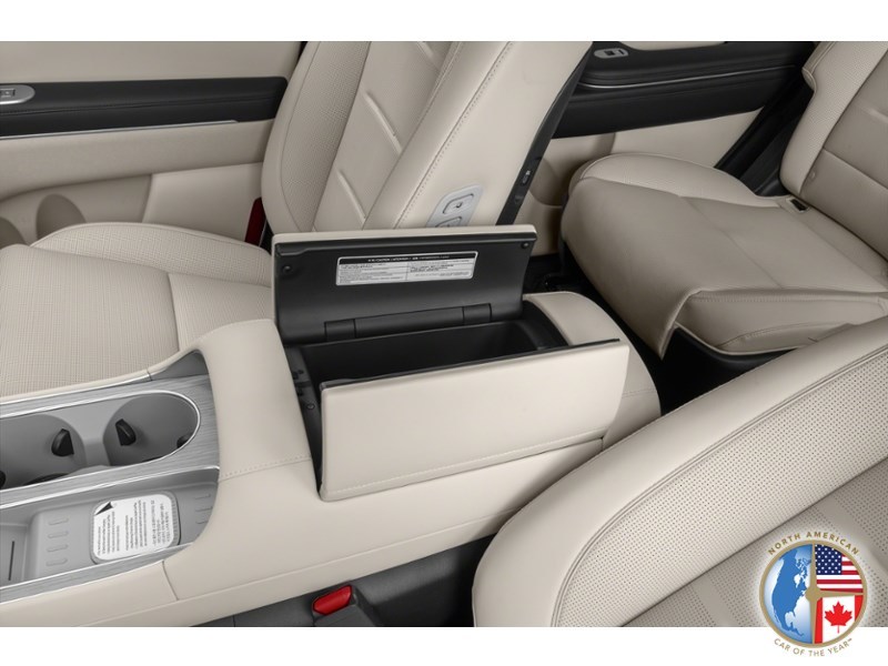 2026 Hyundai Palisade Ultimate Calligraphy AWD Interior Shot 7