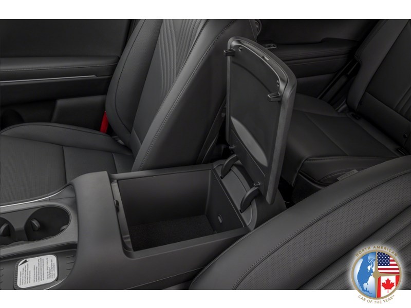 2026 Hyundai Palisade Preferred Trend AWD Interior Shot 7