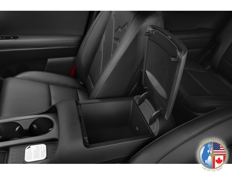2027 Hyundai Palisade XRT Pro AWD Interior Shot 7