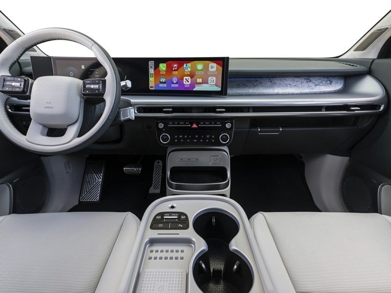 2026 Hyundai IONIQ 9 Preferred + OEM Shot 4