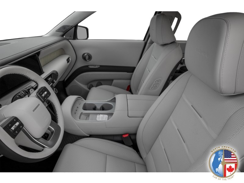2027 Hyundai Palisade HEV Ultimate Calligraphy AWD Interior Shot 4