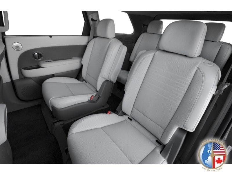 2026 Hyundai Palisade HEV Luxury 7-Passenger AWD Interior Shot 5