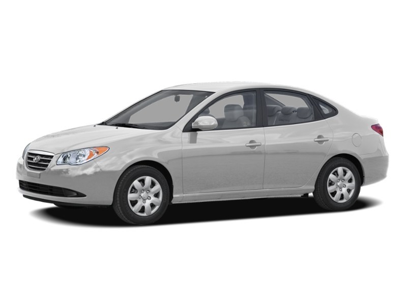 2008 Hyundai Elantra 4dr Sdn Auto GL Continental Silver Met  Shot 2