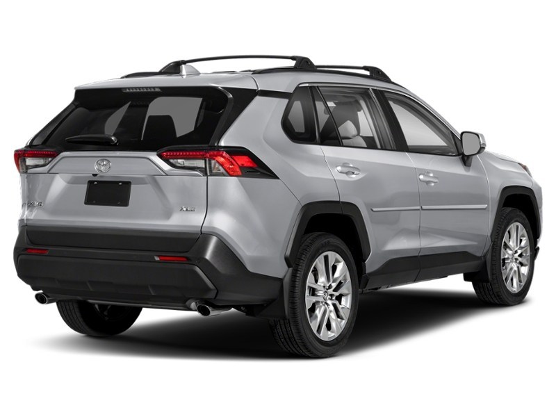 2023 Toyota RAV4 XLE AWD Silver Sky Metallic  Shot 6